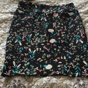 A line skirt. Floral. Quilted